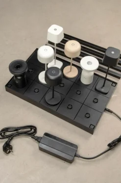 Jotex Valaisintarvikkeet^CHARGER UNIT Latausyksikkö Mini USB Taskulamppu Ulkona Käytettävä