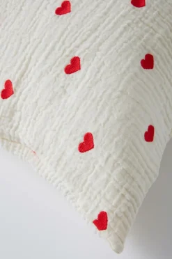 Jotex Lasten Vuodevaatteet^HEARTS Tyynyliina 90x50 Cm - Ekologinen