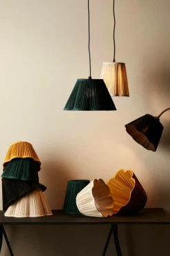 Jotex Lampunvarjostimet^Kippivarjostin Siv Plissé, 30 Cm