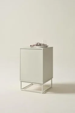 Jotex Säilytys^LYCKEBY Yöpöytä