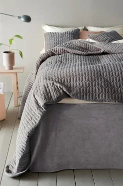 Jotex Päiväpeitteet|Helmalakanat^TILY Vuodevaatepakkaus - Kapeaan Sänkyyn 90 Cm, Helmalakana 60 Cm